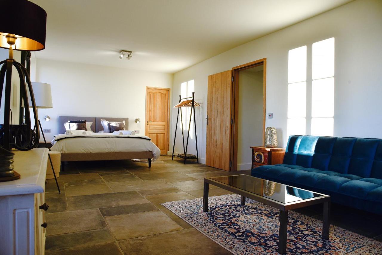 Chateau Les Gardis Lourmarin Exterior foto